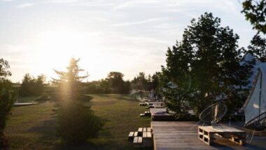 Glamping pospolu