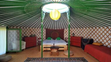 Jurty v Sadu, Český Brod